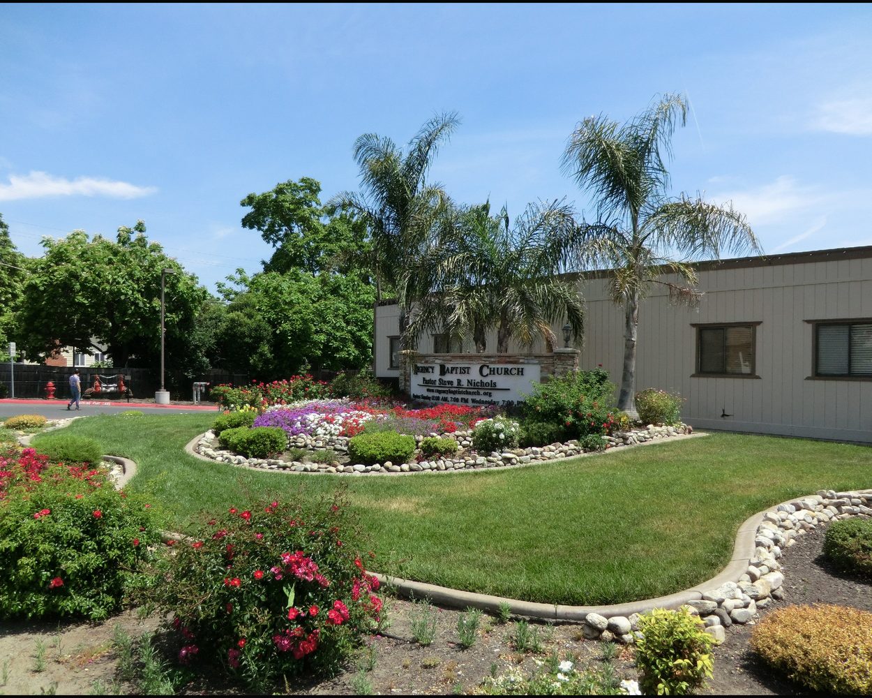Flower garden on Hazel Avenue in Orangevale, California